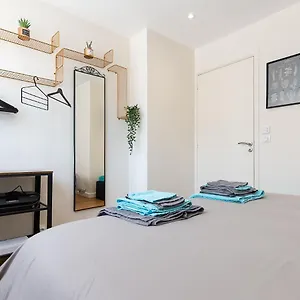 Le Valles - Hypercentre Parking Gratuit Wifi Netflix Amazon Prime Appartement